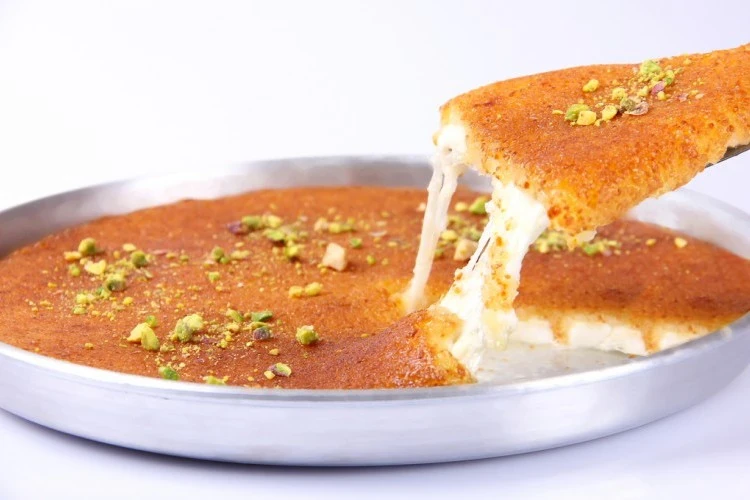 image about الكنافة النابلسية: حلوى شرقية لذيذة