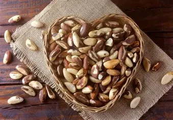 image about 10 مكسرات تقوي الدماغ وتحميه من التلف