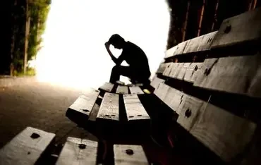 image about 10 أعراض للاكتئاب و10 طرق للحد منه
