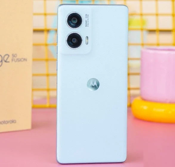 image about Motorola Edge 50 Fusion — مراجعة سريعة وممتعة + مواصفات كاملة وسعر (هل يستحق الشراء؟)