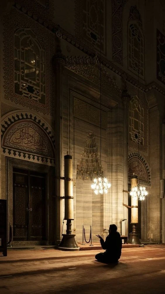 image about ليه لازم اصلي ؟