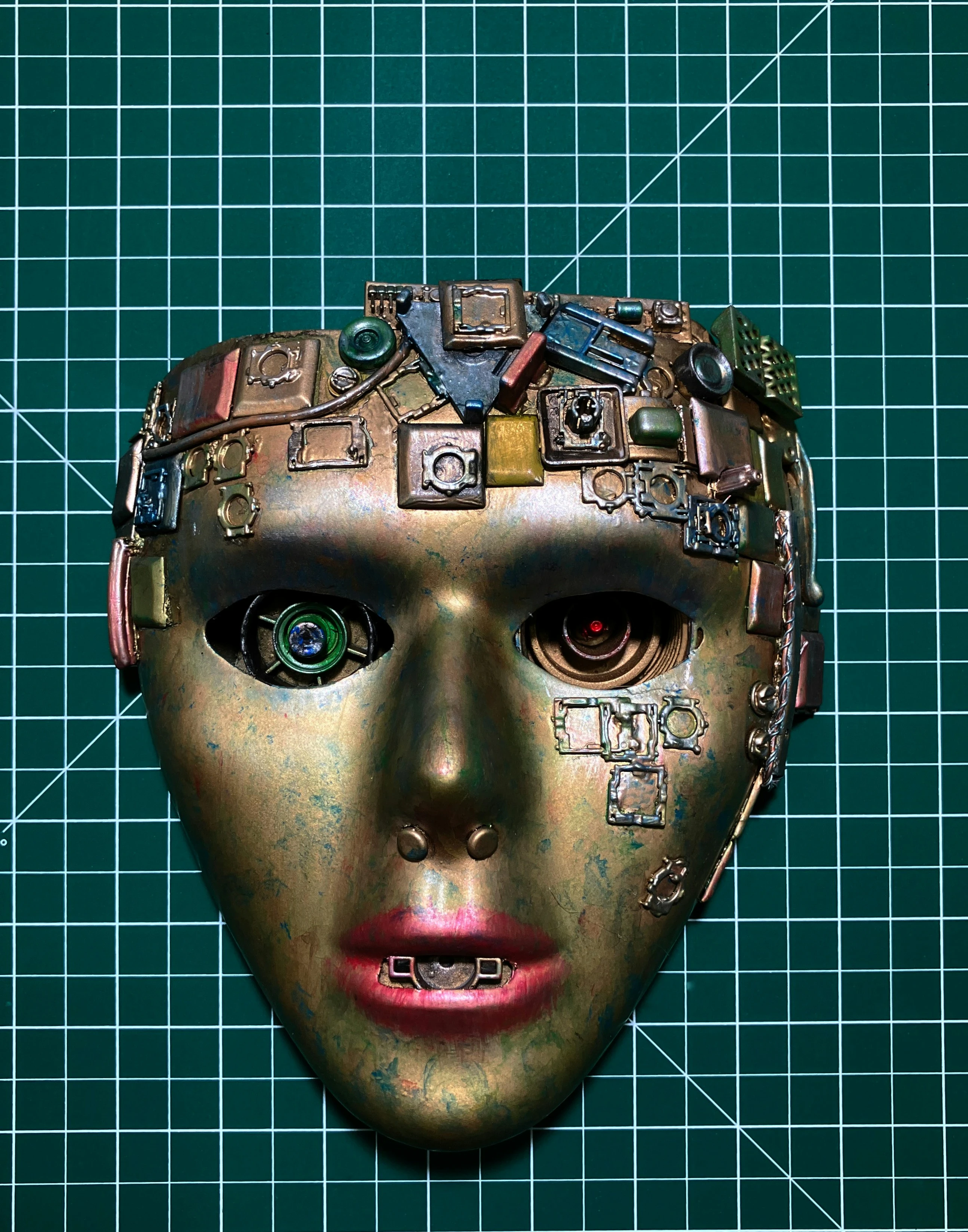 image about الأجيال الرئيسية للحواسيب الآلية: تحليل متعمق لتقنيات التحول وخصائص كل جيل.