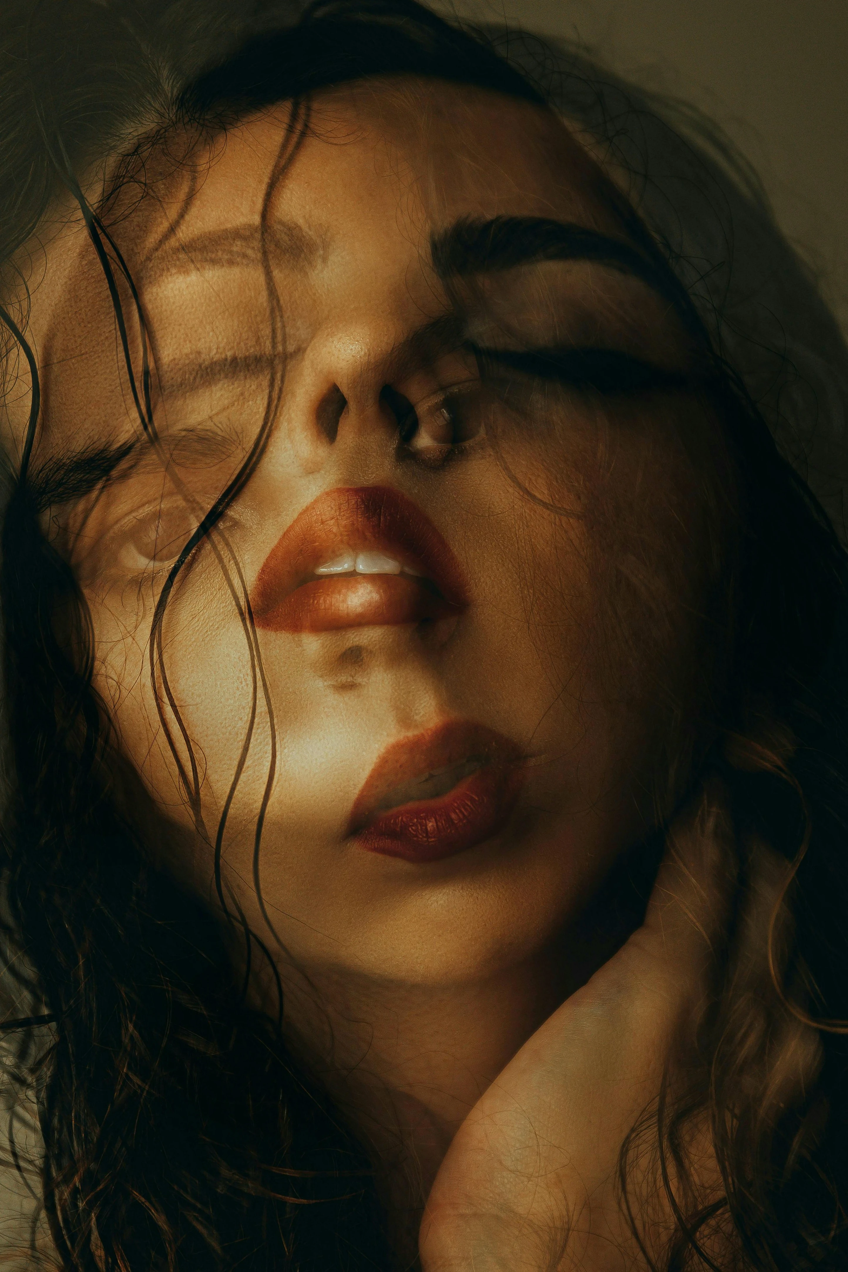 image about رحلة داخل العقل الممزق  ..بين الذهان والفصام. 