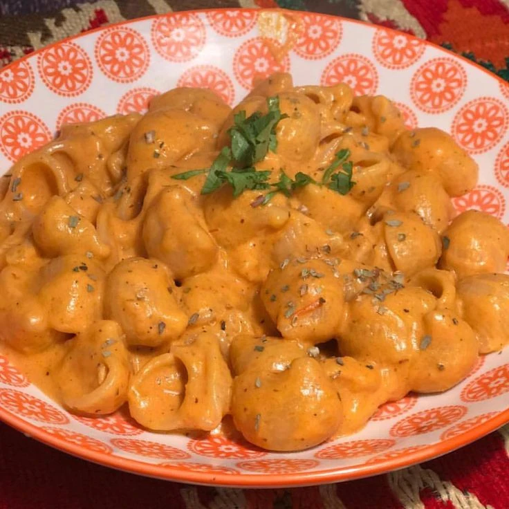 image about 🍝 ترند “وجبات الـ15 دقيقة” على تيك توك: كيف غيّر طريقة الطبخ حول العالم؟