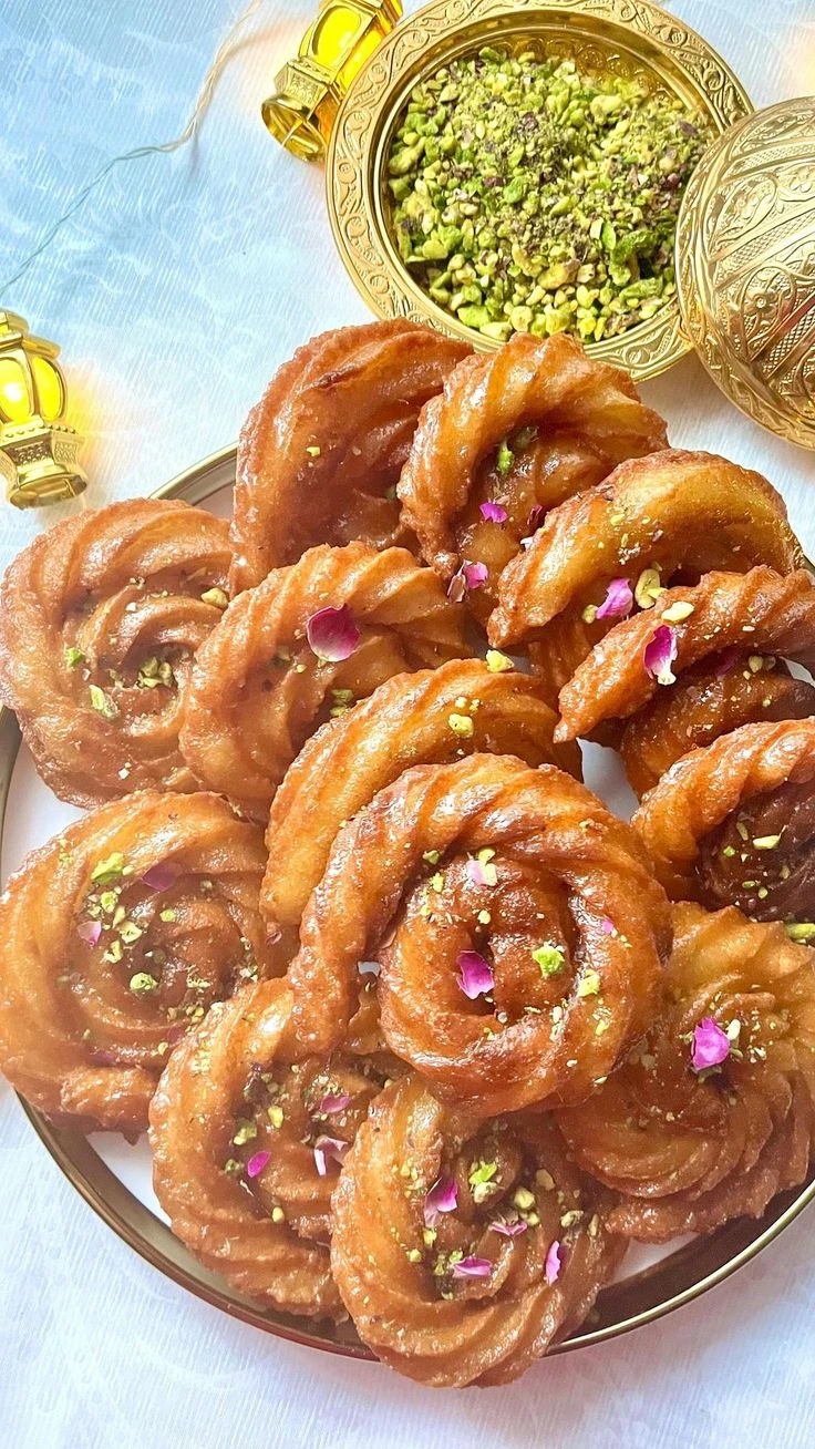 image about المشبّك: حلوى الشرق المقرمشة التي تجمع بين الفن والطعم