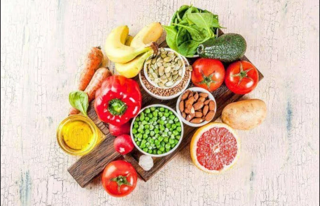 image about الغذاء الذي يطيل العمر: أسرار النظام الغذائي الذكي لإبطاء الشيخوخة وتحسين جودة الحياة