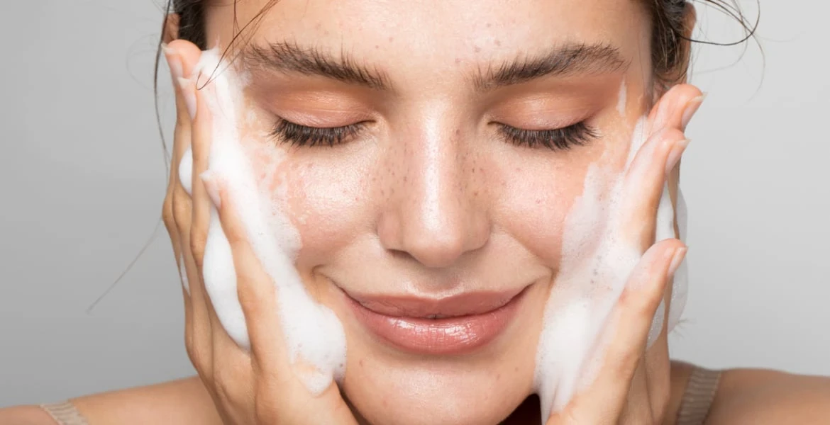 image about افضل طريقة لبشره صحيه خالية من الحبوب