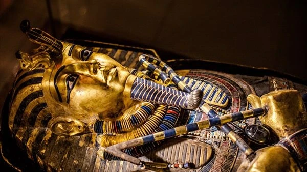 image about 🎨ازاي تعمل صور فرعونيه بالذكاء الاصطناعي الترند الذي اجتاح السوشيال ميديا! 📸✨