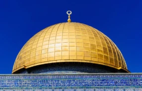 image about ليس خيال هو حلم طفل صغير وصالح الجعفراوي والعالم والأحلام تحقق