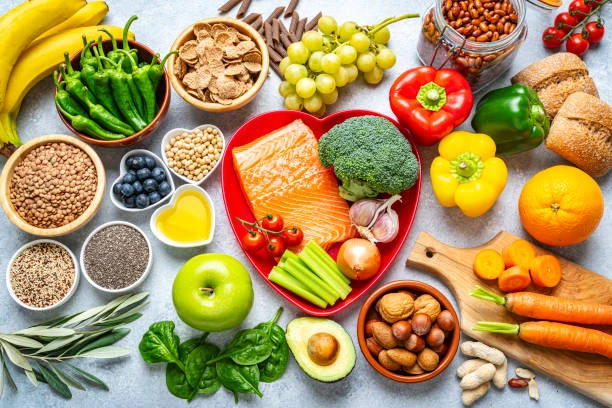 image about  خمس أطعمة بسيطة تغيّر حياتك اليومية نحو صحة أفضل ونشاط دائم