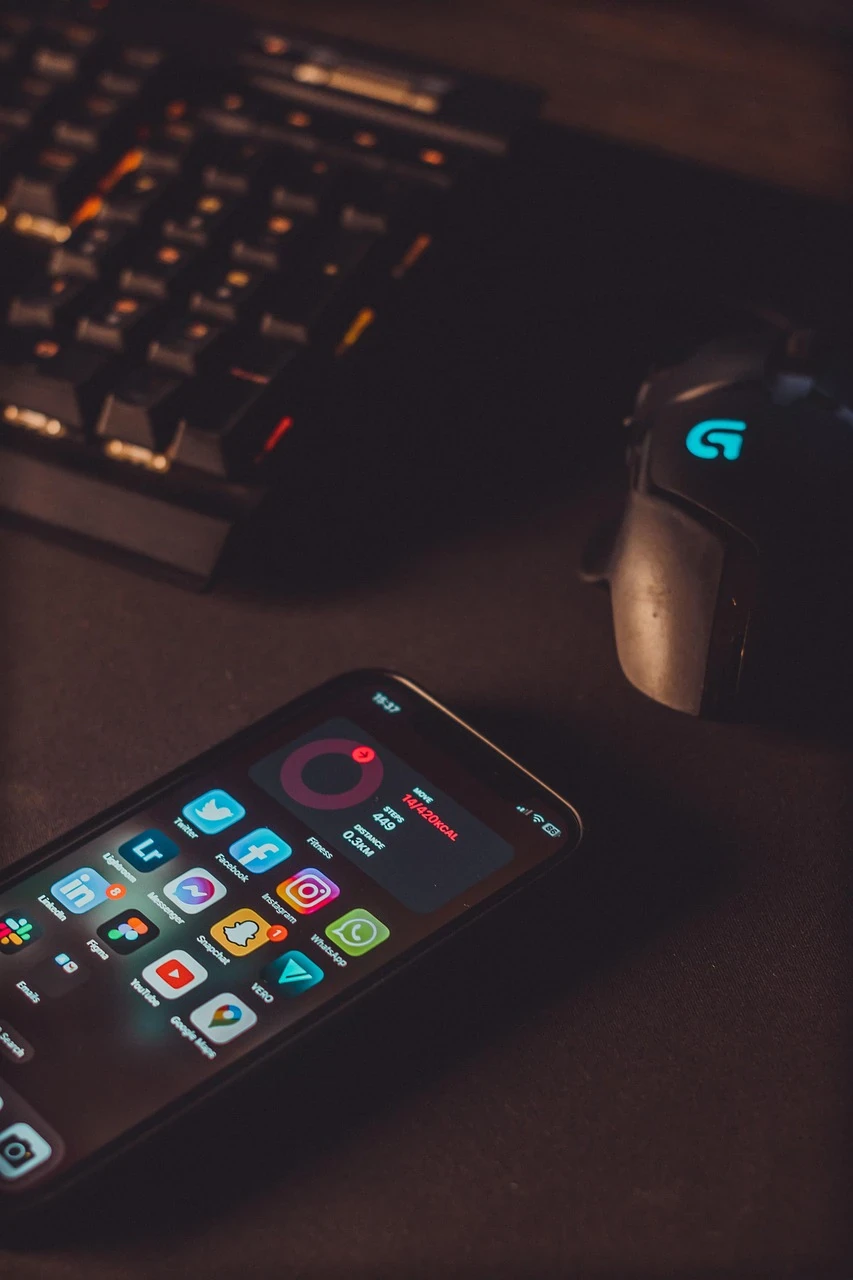 image about إزاي تكسب فلوس من اليوتيوب للمبتدئين؟ شرح بسيط وواضح