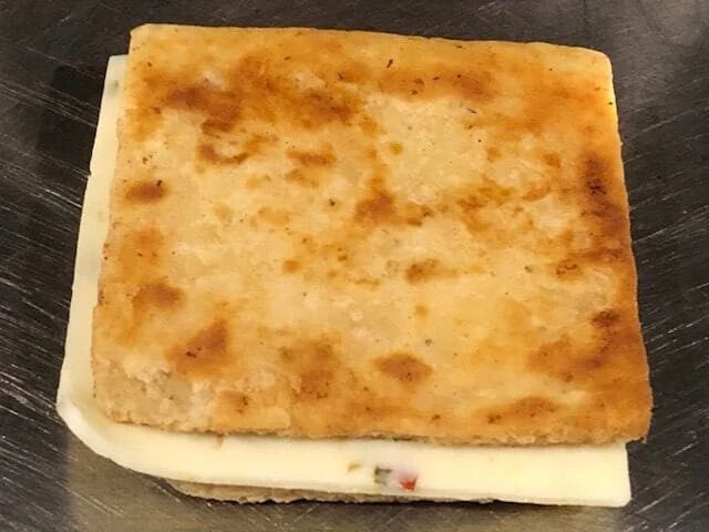 image about أسهل طريقة لعمل فطائر الطاسة اللذيذة في عشر دقائق على البوتجاز وبدون فرن