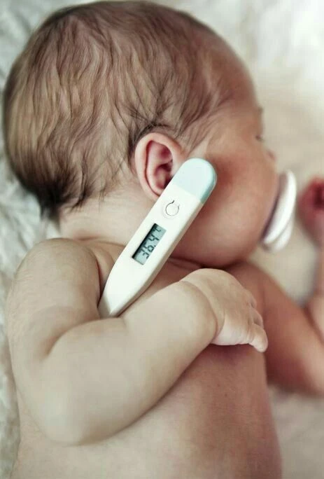 image about 📌 كيفية التعامل مع الحرارة والتشنج الحراري لدى الأطفال: دليل شامل للأهالي لحماية أطفالهم