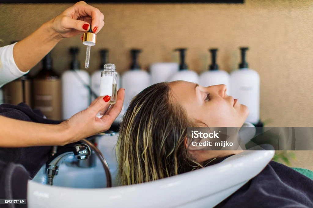 image about العناية بالشعر: كورس شامل للحصول على شعر صحي ولامع