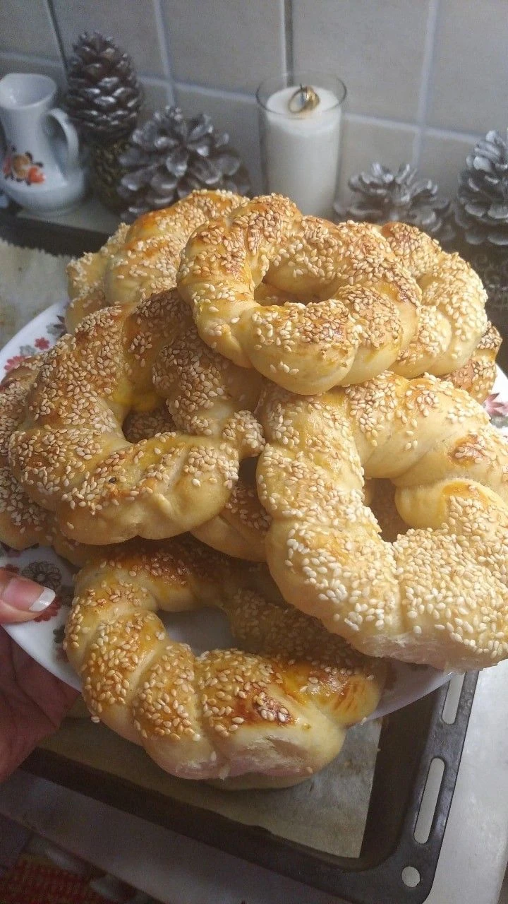 image about السميت… خبز تركي أصيل يجسد روح الشارع ونكهة التراث