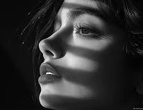 image about تحت سقفٍ مثقَّب بالمطر