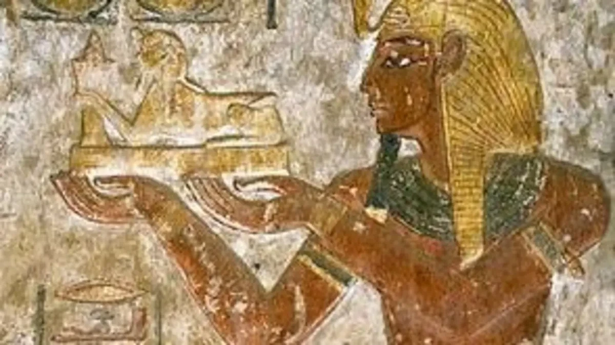 image about الملكة تي العقل المدبر لمؤامرة الحريم