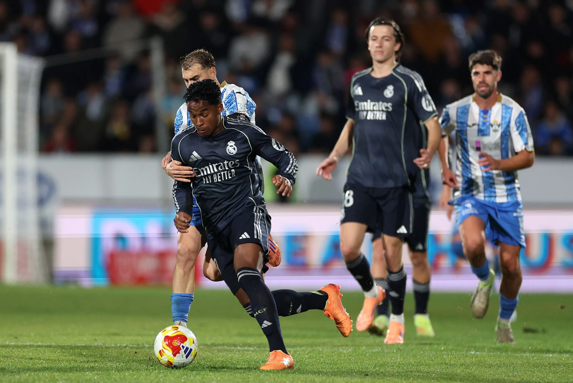 image about هل يرحل تشابي الونسو عن ريال مدريد...؟