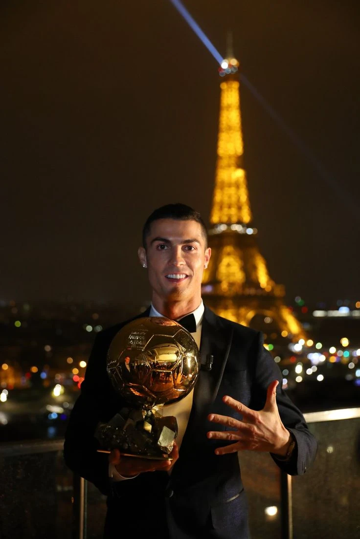 image about قصة حياة الاسطورة : كريستيانو رونالدو