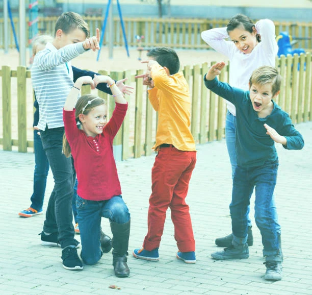 image about تدريب الأبناء على التصدي للتنمر: مسؤولية تربوية مشتركة.