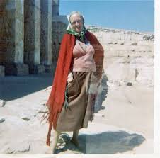 الكاهنة الفرعونية التى عاشت فى عصرنا   بمحافظة سوهاج (1904 - 1981)