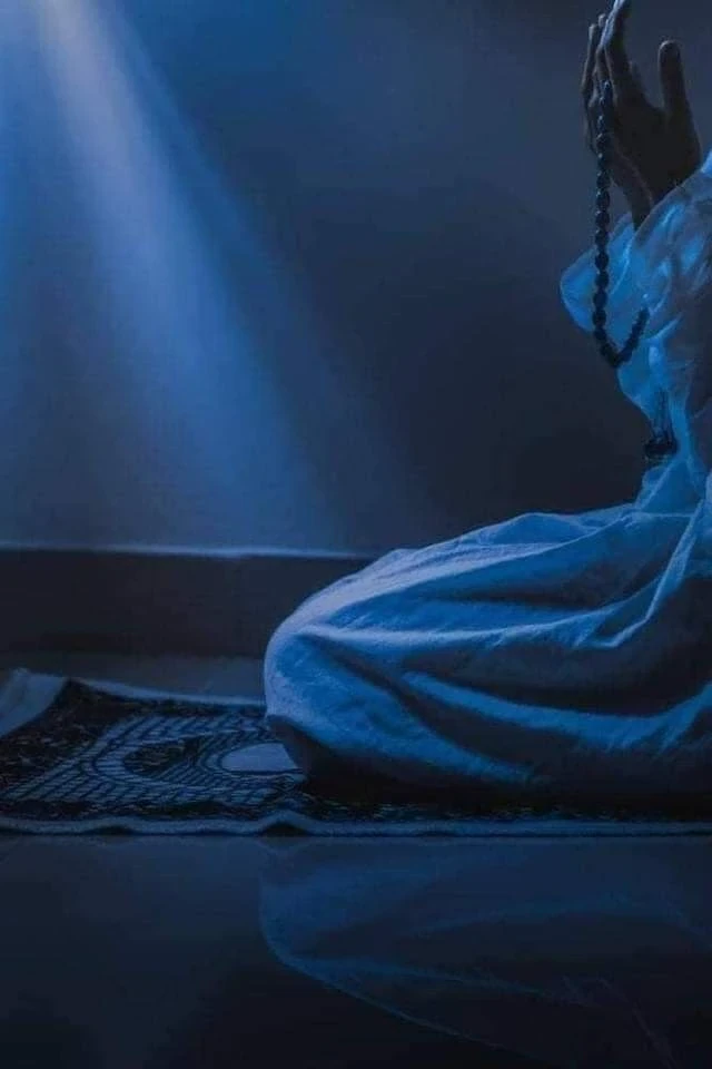 image about 🤲 دعاء في جوف الليل غيَّر المصير… عندما تفتح السماء أبوابها لمن طرقها بصدق