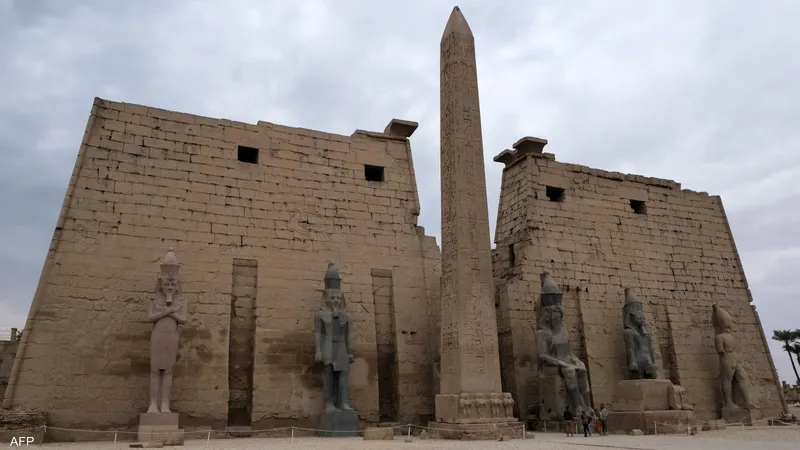 image about أهمية المعابد والمسلات في مصر القديمة ودورها في تعزيز سلطة الملوك