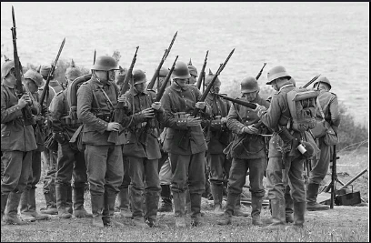 image about أدولف هتلر صعود النازية وانهيار الديكتاتورية