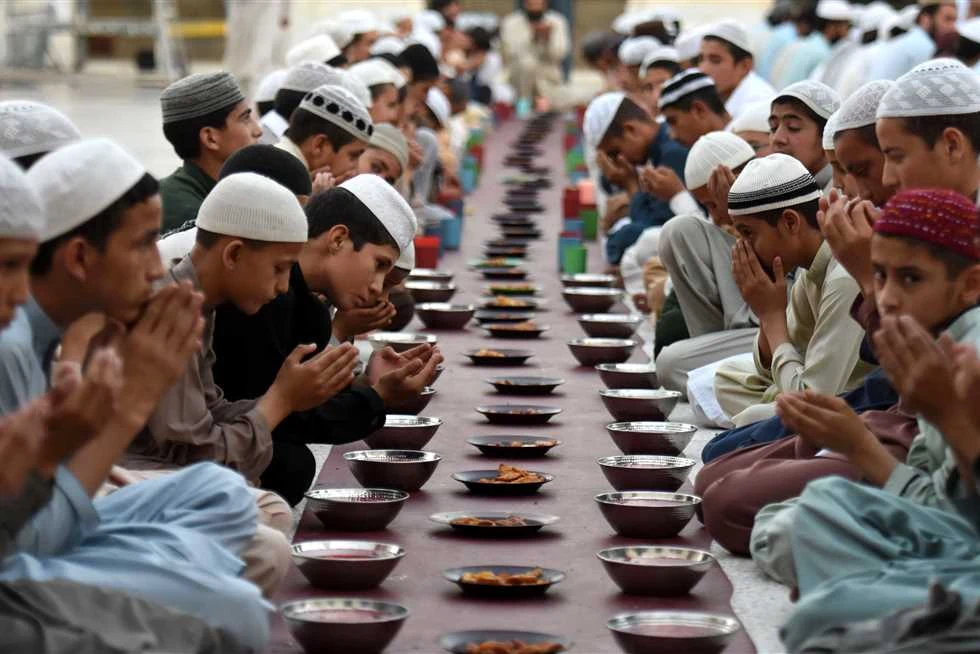 image about عادات المسلمين في رمضان.. استثمر نفحاتك في اغتنام الشهر الكريم