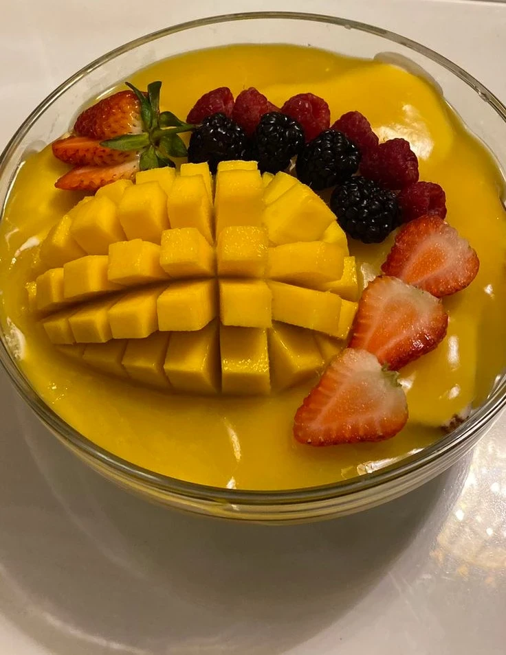 image about طريقة عمل ترايفل مانجو