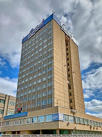 image about رحلة الكلاشينكوف: من مطرقة الفولاذ إلى دقة الليزر