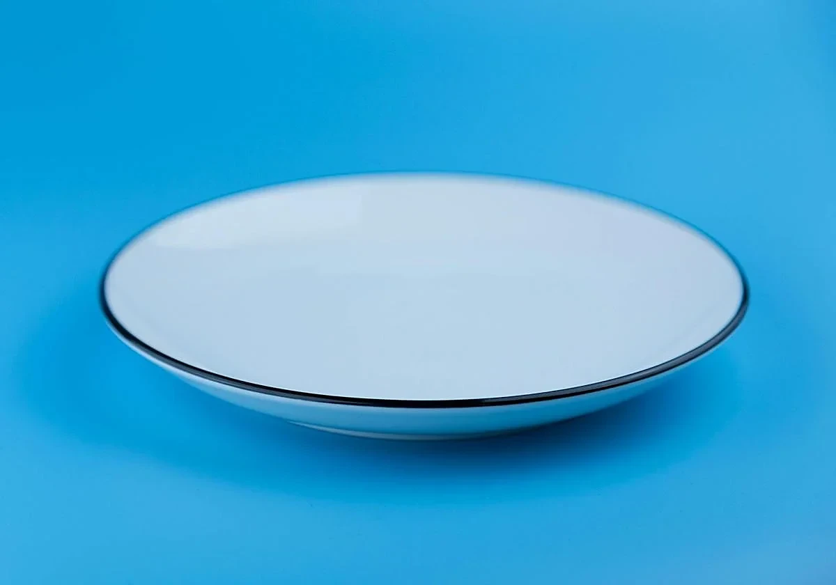 image about 'مفارقة لوحة فارغة' : لماذا الوجبات الغذائية تجعلك الدهون