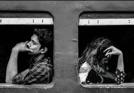 image about حين جمعنا القدر في محطة القطار 