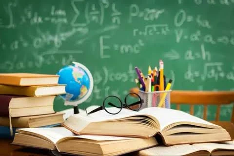 image about 📚 هل سيتم إلغاء بعض المواد الدراسية في مصر 2026؟ الحقيقة الكاملة بعد قرارات وزارة التربية والتعليم والنظام الجديد