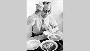 image about من حضارات قديمة إلى مطبخ ياباني صغير: القصة الكاملة للشعيرية المقلية حتى ظهور إندومي