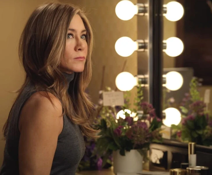 image about أكثر ما تندم عليه النساء: النقد والطموحات ورأي الآخرين