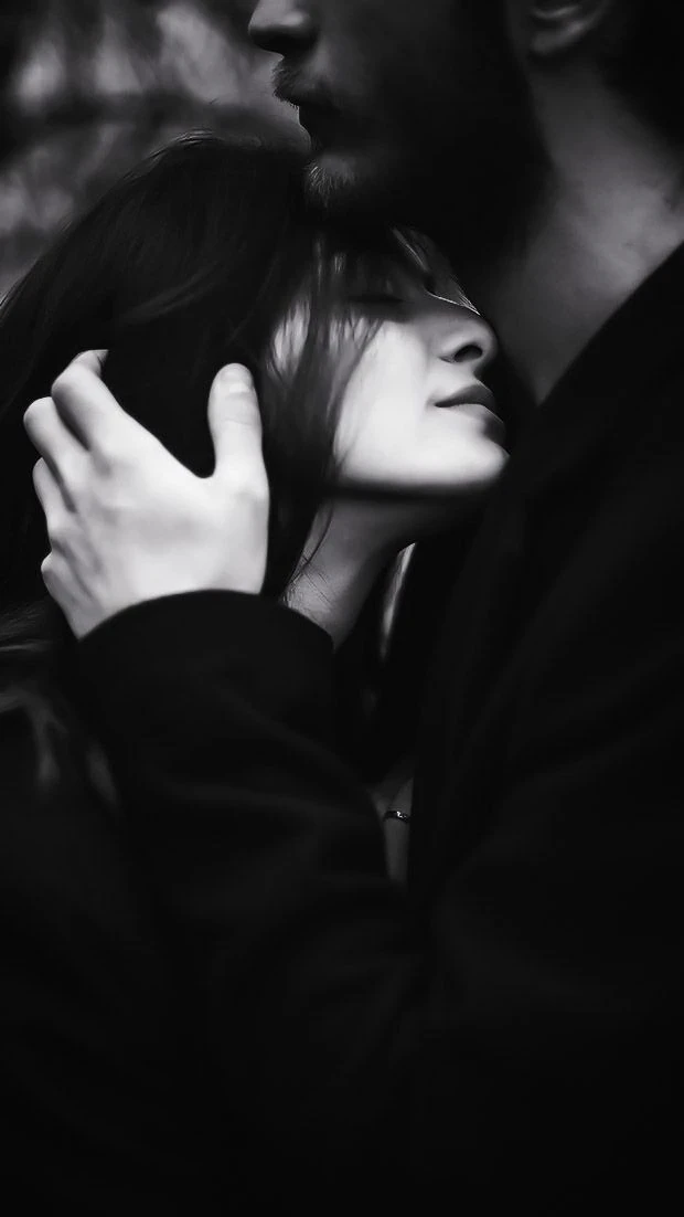 image about الحب ليس بالعمر ولا الشكل بل بالقلب والروح الطيبه