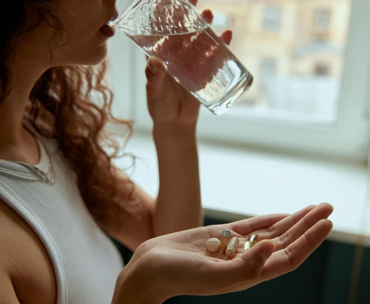 image about الكلف والتصبغات العنيدة: لماذا يُعتبر الترانيكساميك نقلة نوعية؟