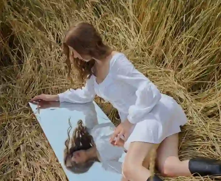 image about ما هي الخلايا العصبية المرآتية: كيفية تدريبهم على جعلك (أكثر) سعادة