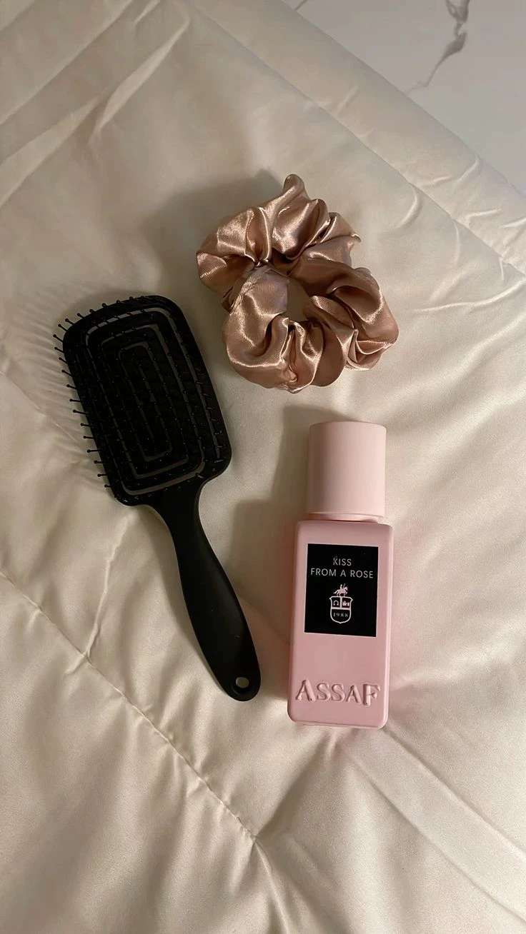 image about إزاي أخلي شعري Healthy & Shiny: روتين يومي سهل 