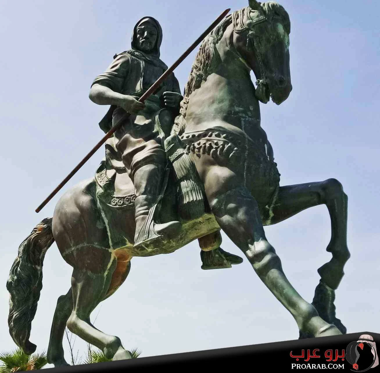 image about فتح الأندلس: عندما عبر طارق بن زياد إلى أوروبا وغيّر مجرى التاريخ