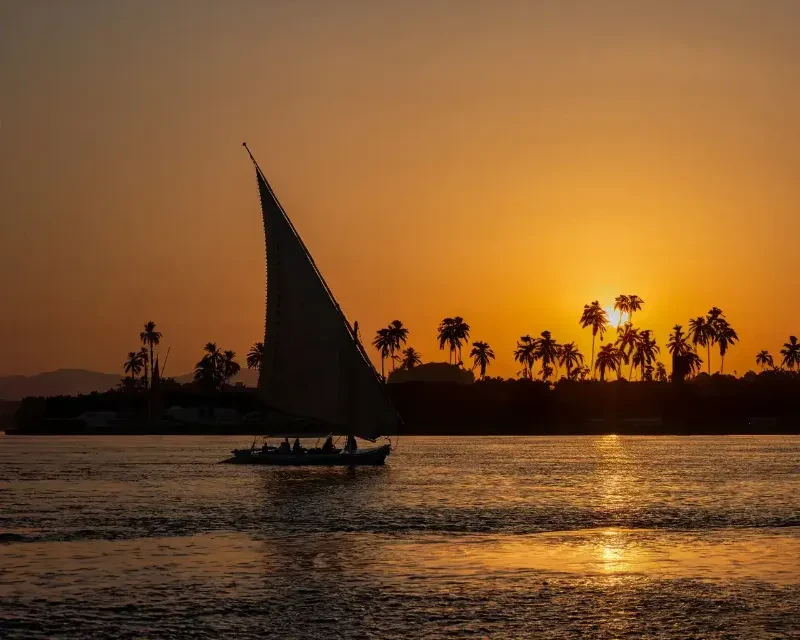 image about وداع في أحضان النهر