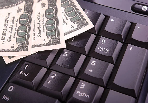 image about 💵 كيف تحقق دخلًا شهريًا من الإنترنت يصل إلى 1000 دولار؟ | دليل عملي للمبتدئين