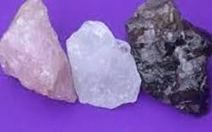 image about حجر الكوارتز: أنواعه، خصائصه، استخداماته وفوائده