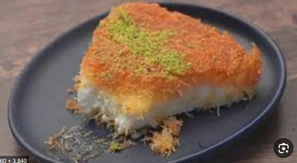 image about  طريقة عمل الكنافة بالقشطة بخطوات سهلة للمبتدئين