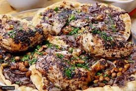 image about المسخن الفلسطيني | وصفة تقليدية بنكهة لا تُقاوم 🍗🍞