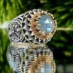 image about حجر الأكوامارين: جمال البحر في جوهرة واحدة