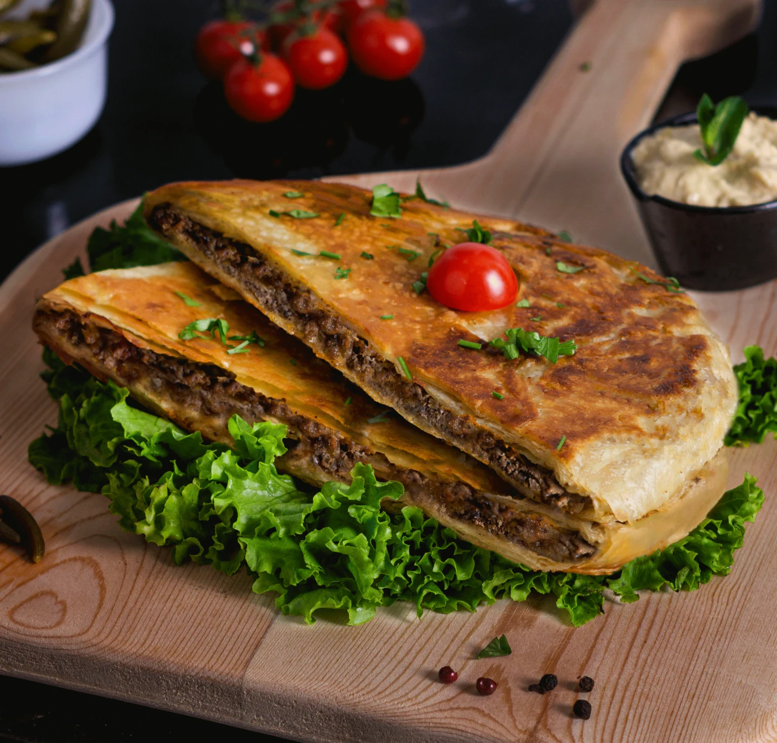 image about الحواوشي المصري.. طعم شعبي أصيل يخطف القلوب