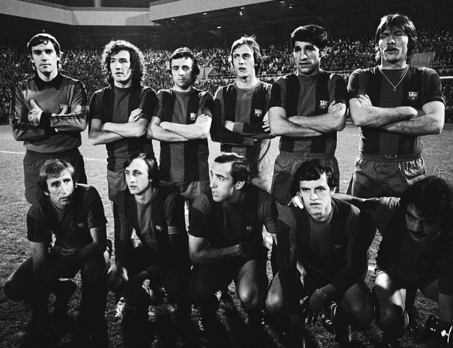 image about فريق برشلونة والصعود إلى القمة.