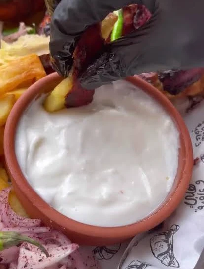 image about أسرار عمل التوميه السورية الأصلية في المنزل: طريقة المطاعم السريعة والناجحة 100%